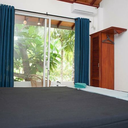 Hotel Alvas House Hikkaduwa Exterior foto