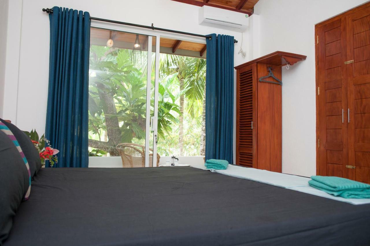 Hotel Alvas House Hikkaduwa Exterior foto